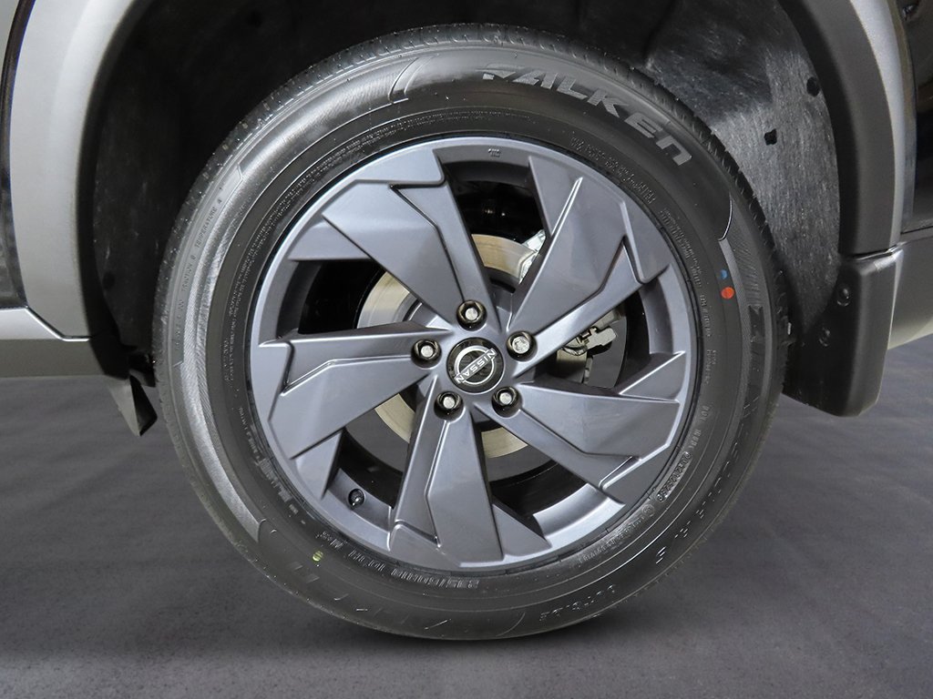 New 2026 Super Black Nissan SV image 9