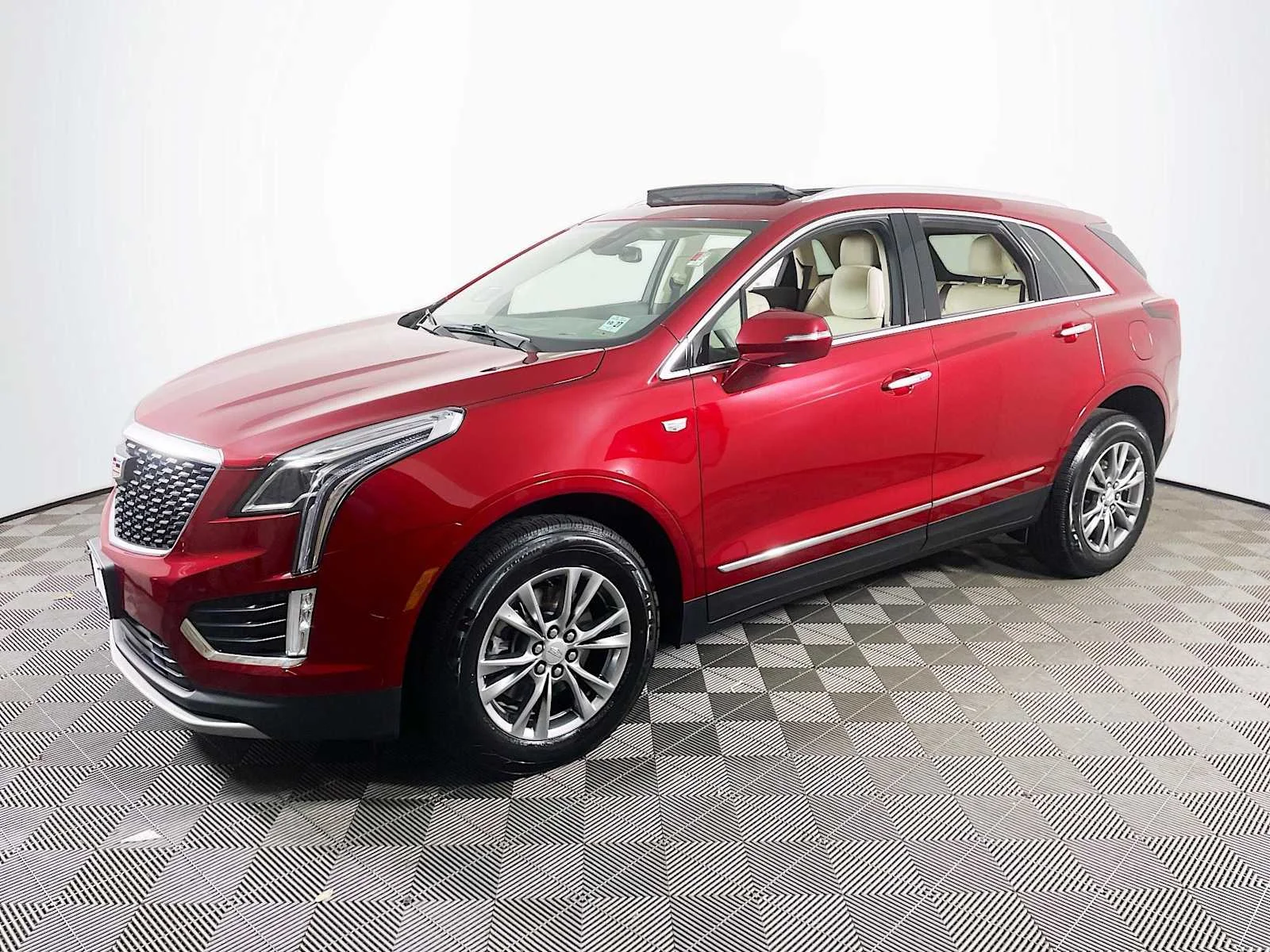 2023 Cadillac XT5 AWD Premium Luxury's photo