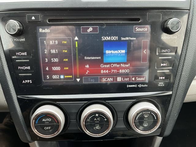 Used 2018  Subaru Premium image 13