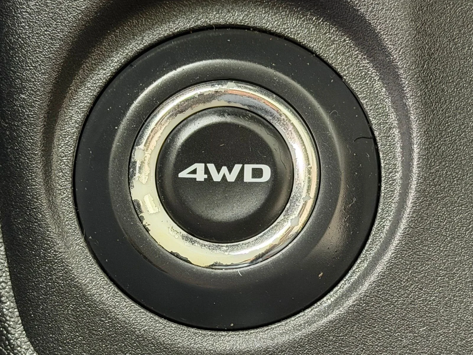 Used 2015  Mitsubishi ES image 29