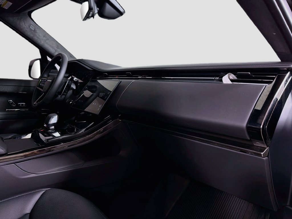 Used 2026 Black Land Rover Autobiography image 30