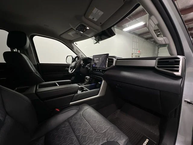 2023 Toyota Tundra Limited - Photo 29