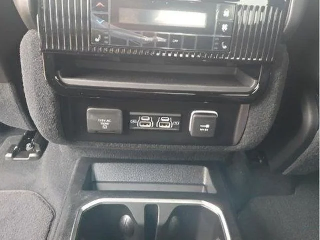 New 2026 High Gloss Black Exterior Paint Jeep Limited Altitude image 22