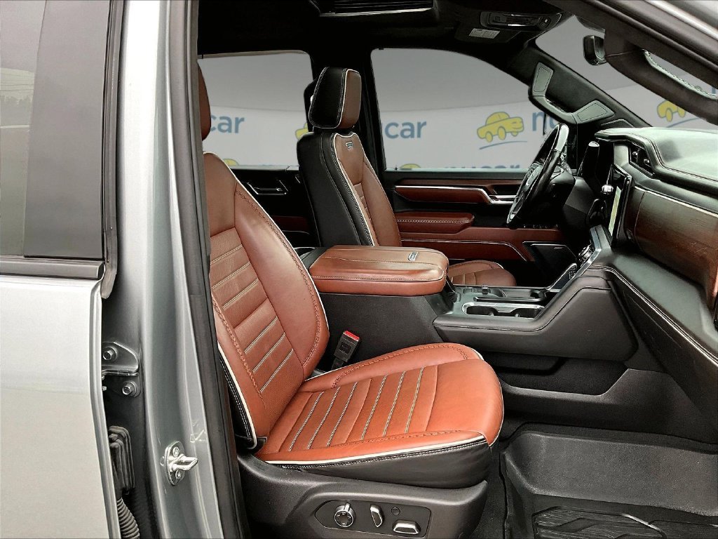 Used 2024 Sterling Metallic GMC Denali Ultimate image 11