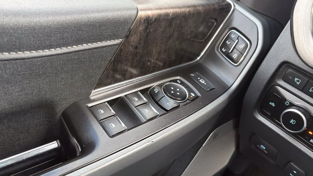 Used 2023 White Ford Lariat image 16