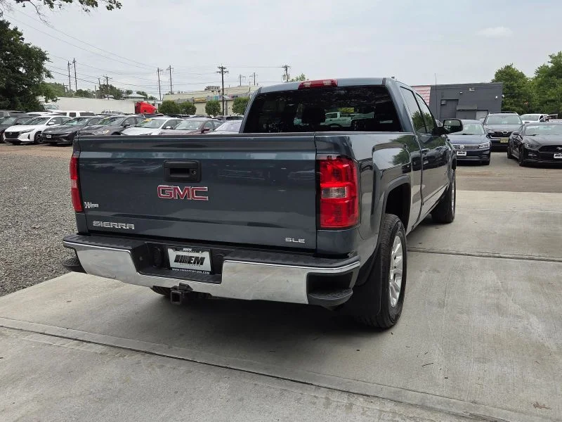 Used 2014 Blue GMC SLE Pickup 4D 6 1/2 ft image 9
