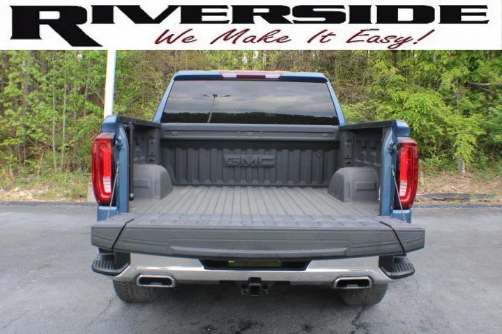 Certified Used 2024 Downpour Metallic GMC SLT image 18