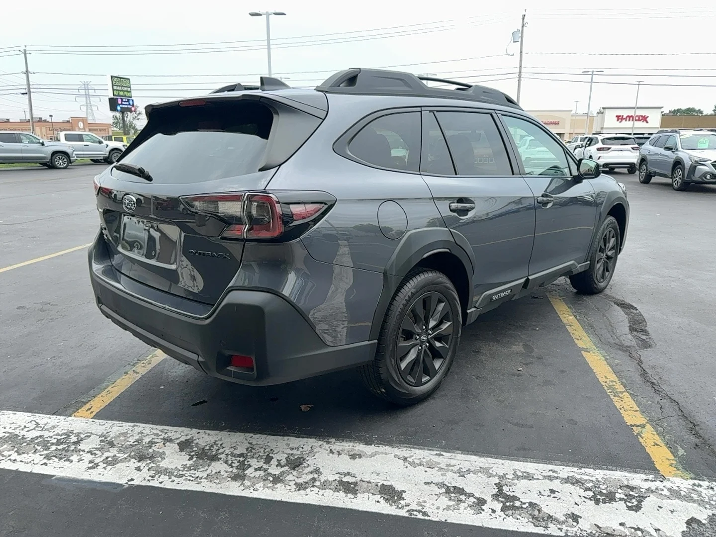 Used 2024 Magnetite Gray Metallic Subaru Onyx Edition image 6