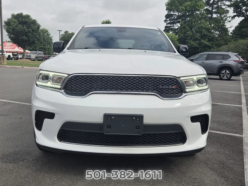 Used 2023 White DODGE SXT RWD image 8