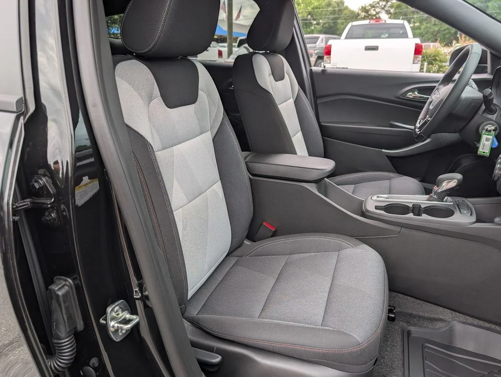 2026 Chevrolet Trax RS - Photo 31