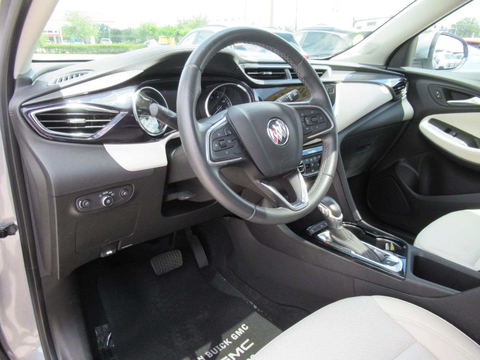 Used 2023 Gray Buick Select image 18