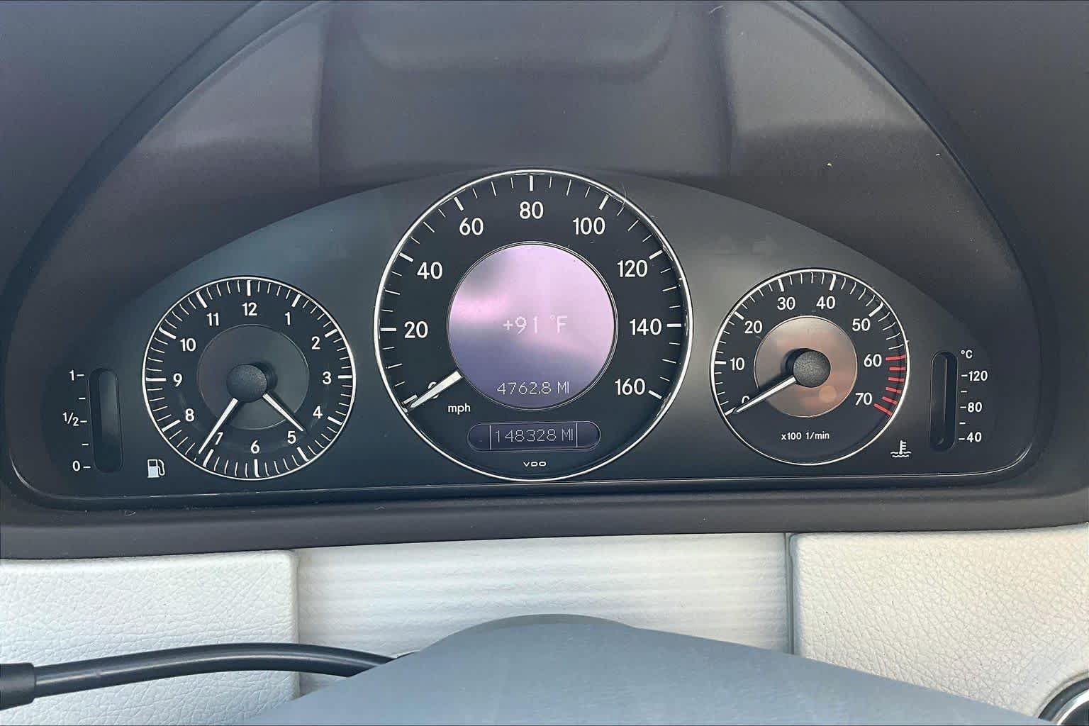 Used 2004 Brilliant Silver Metallic Mercedes-Benz 5.0L image 24