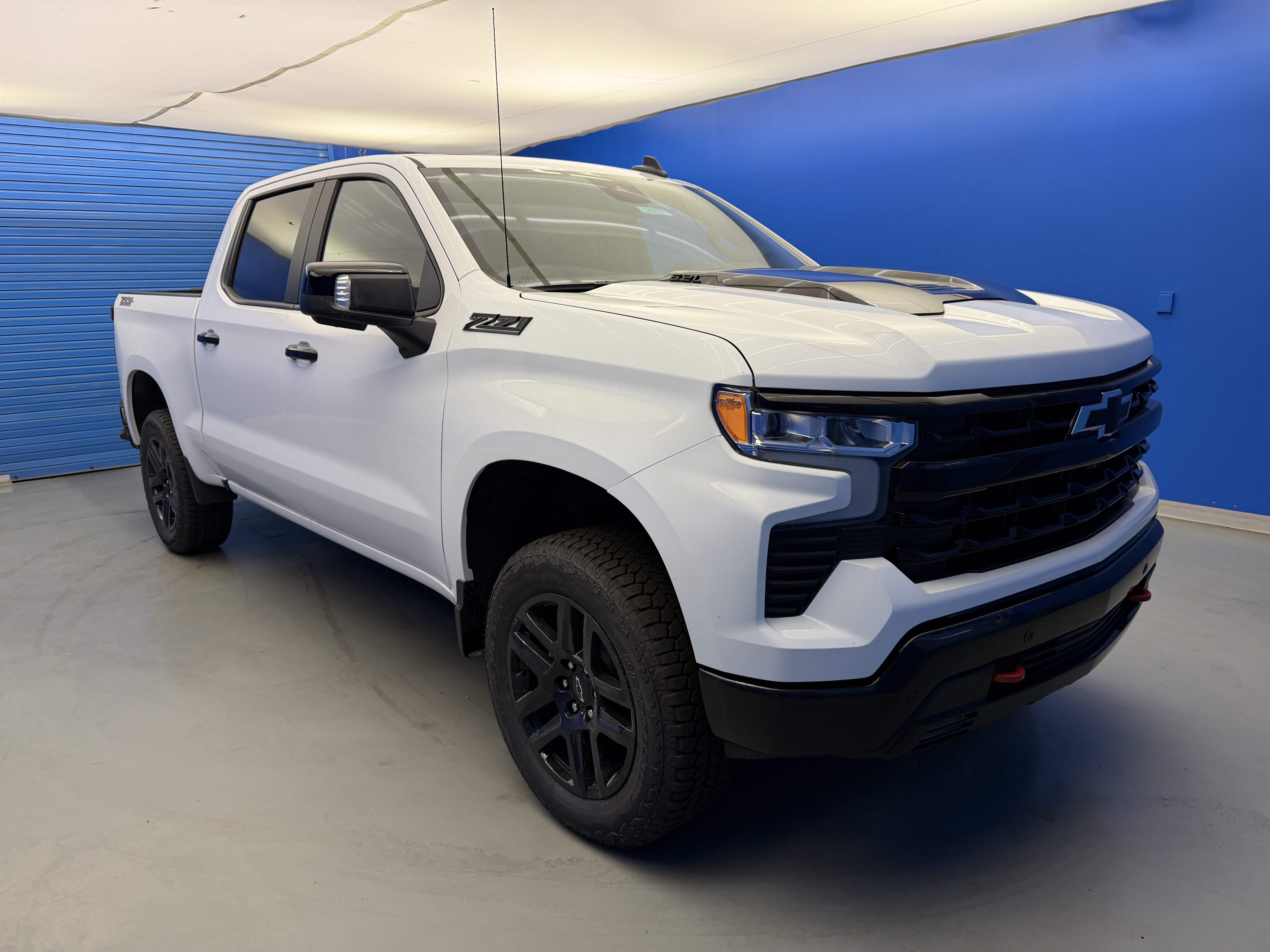 2026 Chevrolet Silverado 1500 LT Trail Boss - Photo 2