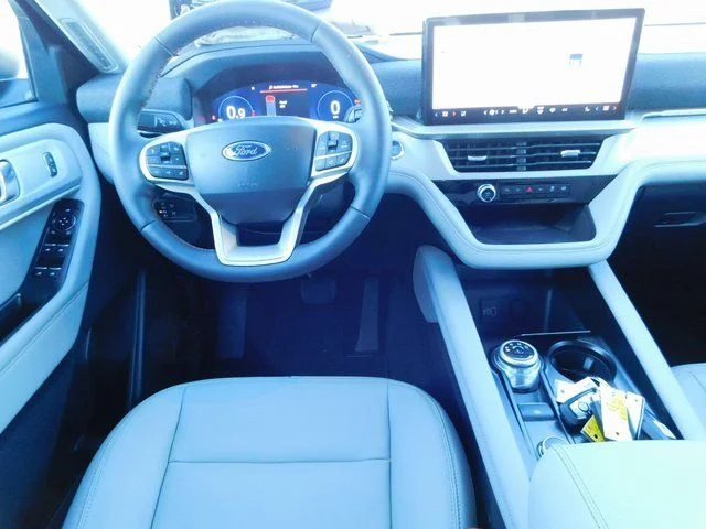2026 Ford Explorer Active - Photo 16