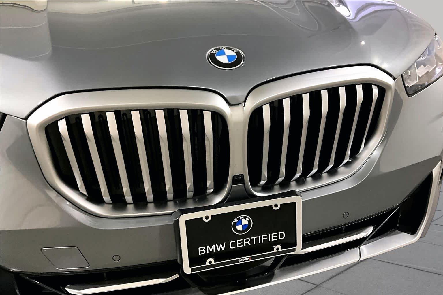 Certified Used 2024 Skyscraper Grey Metallic BMW xDrive40i image 31