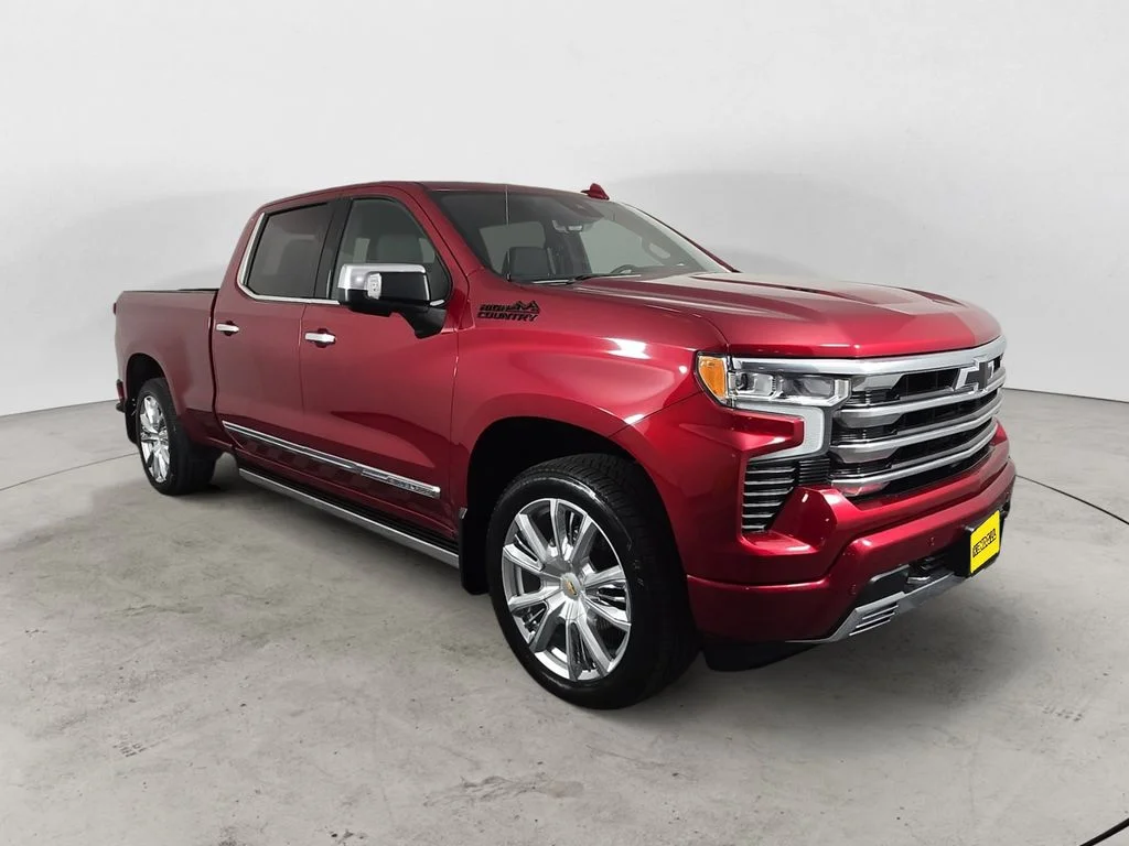 Used 2024 Red Chevrolet High Country image 3