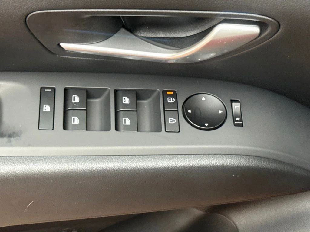 New 2026 Phantom Black Hyundai SE image 22