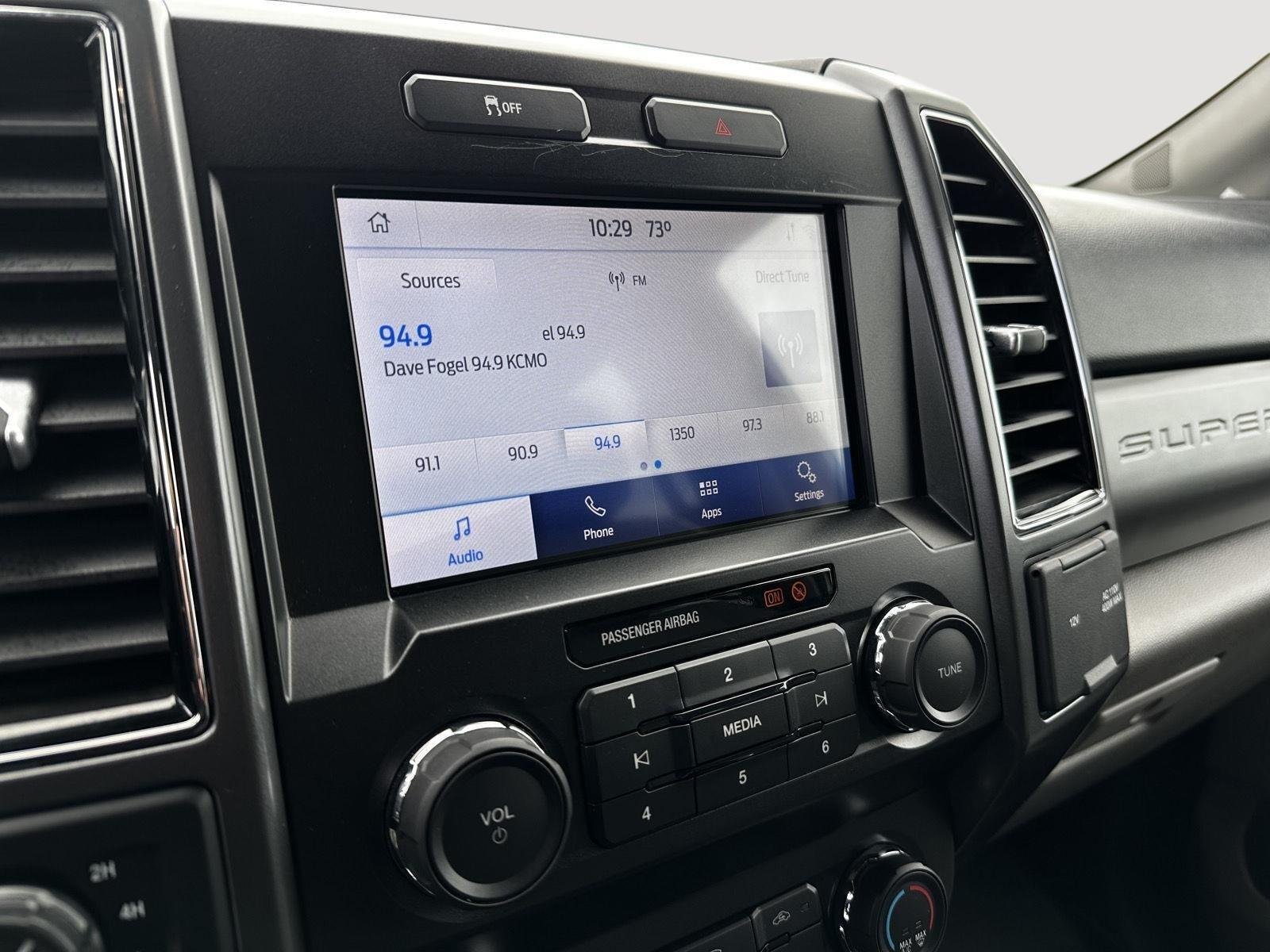 Used 2022 Oxford White Ford XLT image 22