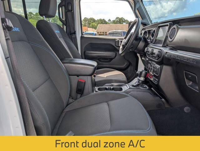 Used 2023 White Jeep Rubicon 4xe image 29