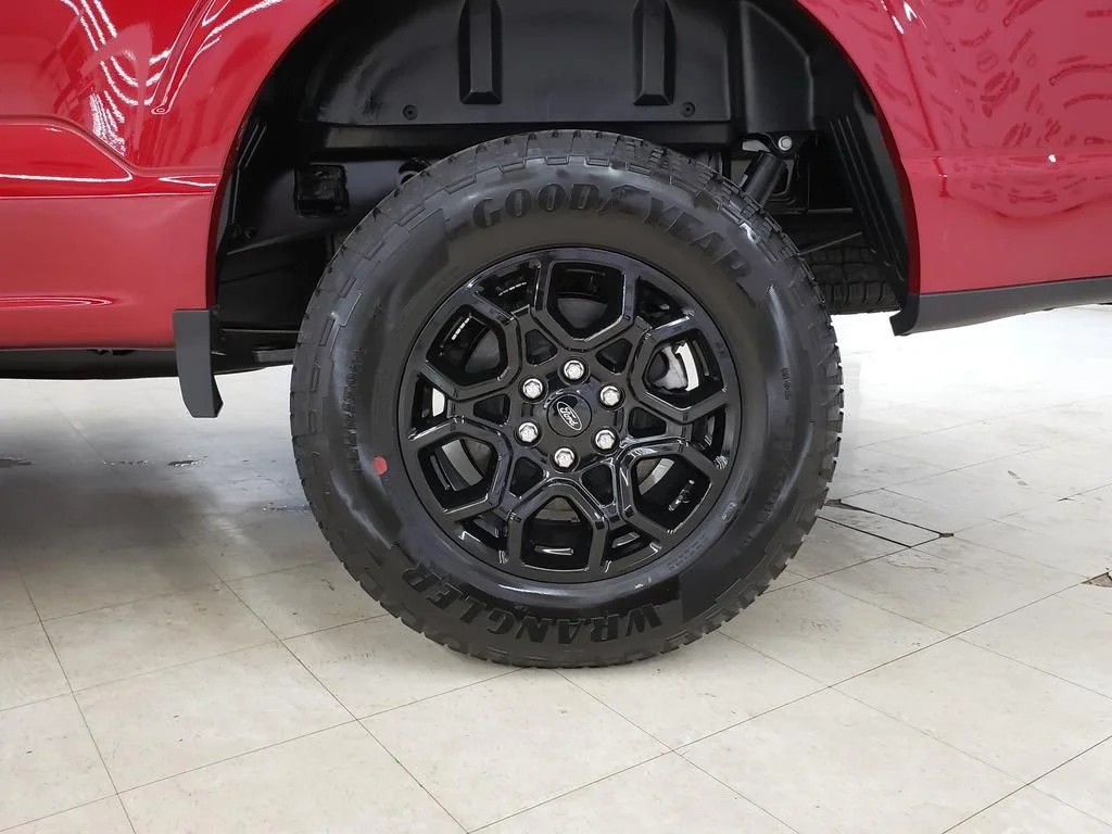 New 2026 Ruby Red Metallic Tinted Clearcoat Ford XLT image 26