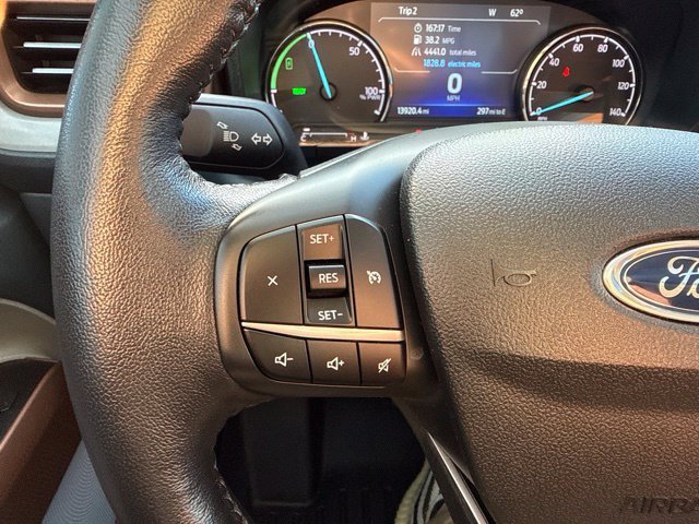 Used 2022 Orange Ford Lariat image 25