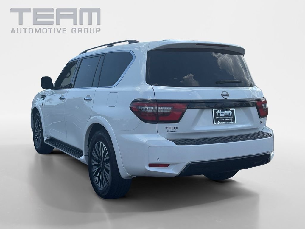 Used 2022 White Nissan SL image 5