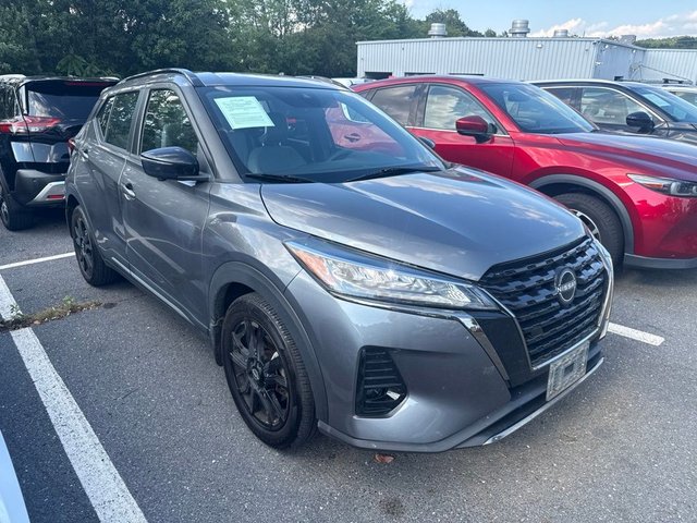 2024 Nissan Kicks SR