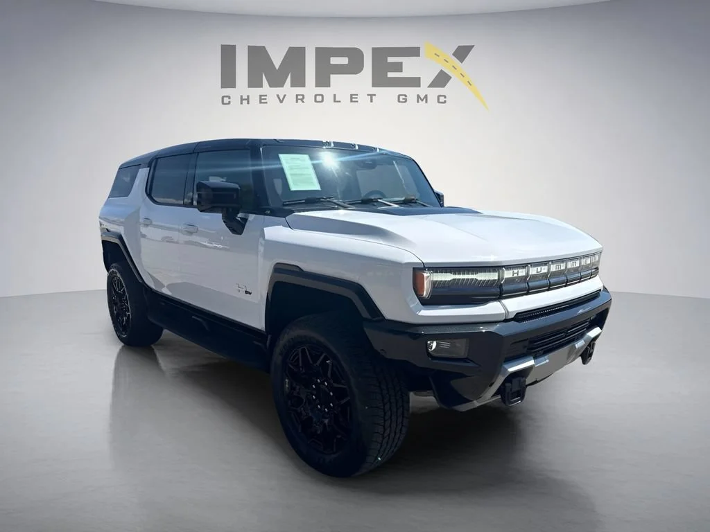 Used 2026 Interstellar White GMC 2X image 7