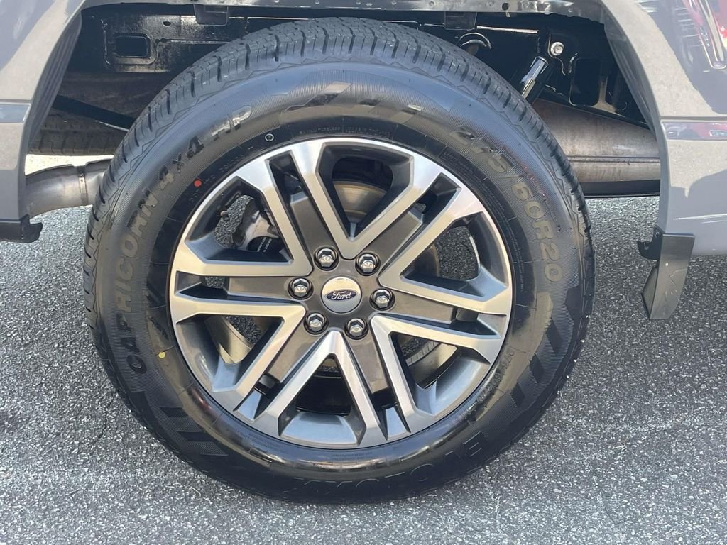 Used 2021  Ford XL image 7