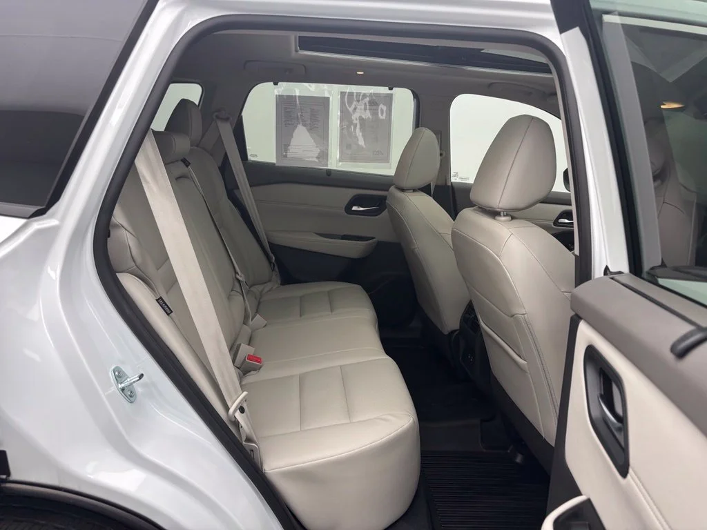 Used 2024 White Nissan SV image 42