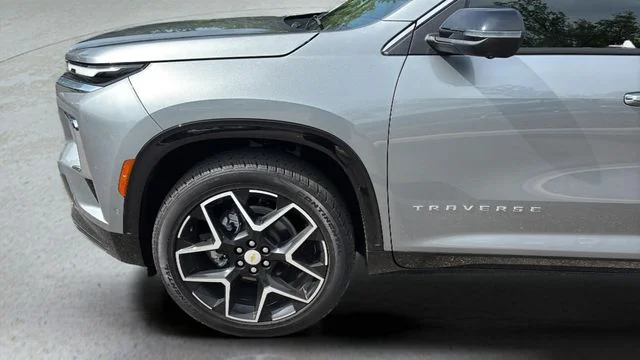 Used 2026 Gray Chevrolet High Country image 35