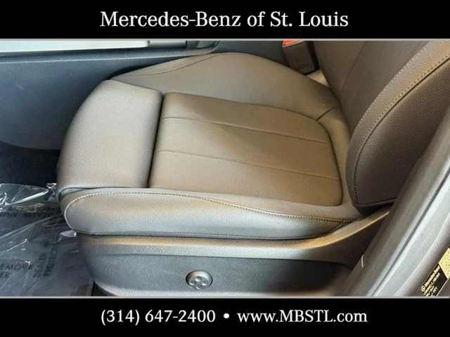New 2026 Mountain Grey Metallic Mercedes-Benz GLB 250 image 15