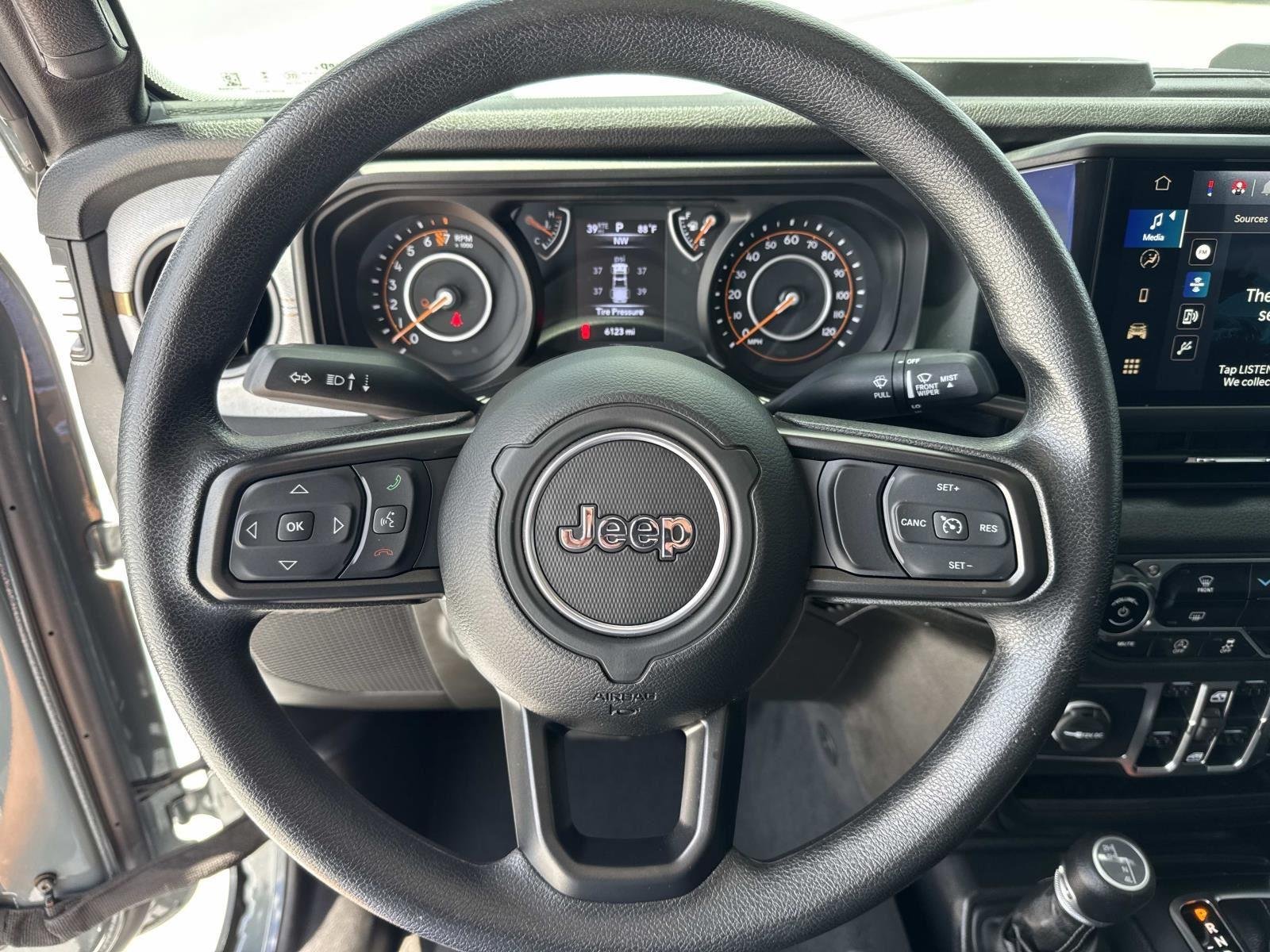 Used 2025 Anvil Clearcoat Jeep Nighthawk image 20