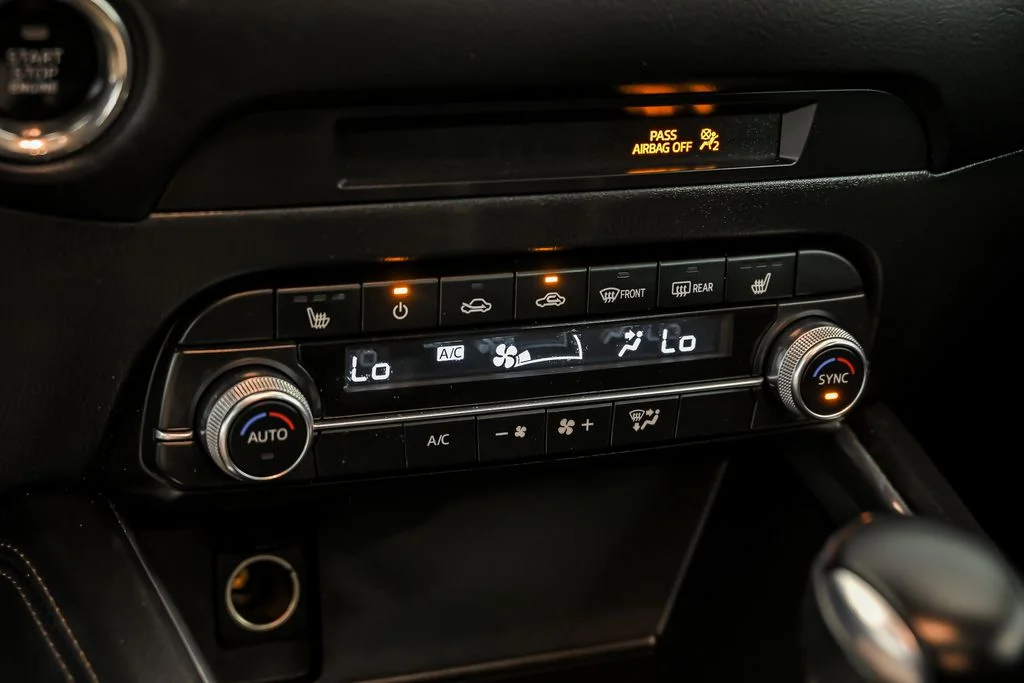 Used 2019 Black Mazda Grand Touring image 24