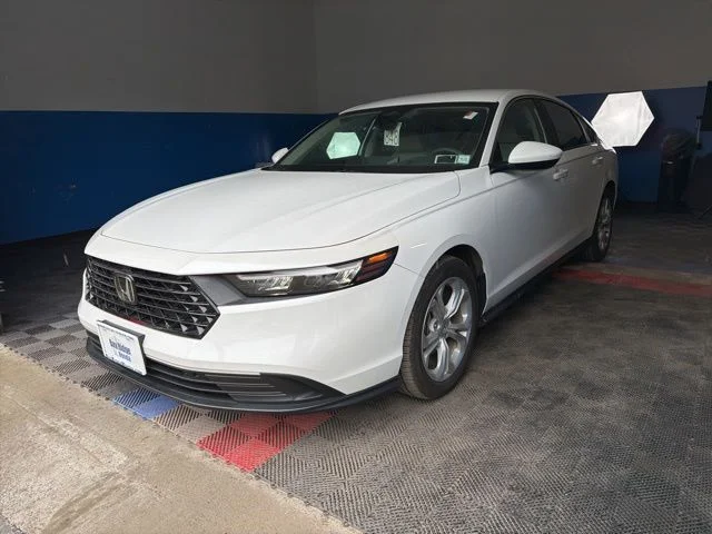 2023 Honda Accord 1.5T LX CVT's photo