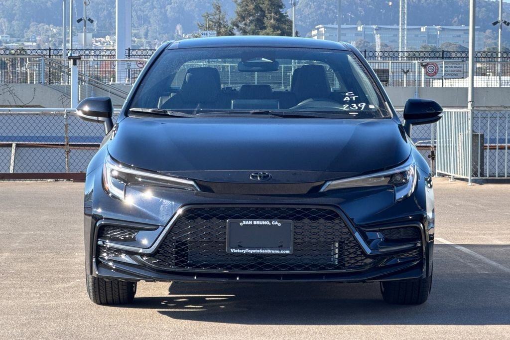 New 2026 Midnight Black Metallic Toyota  SE image 3