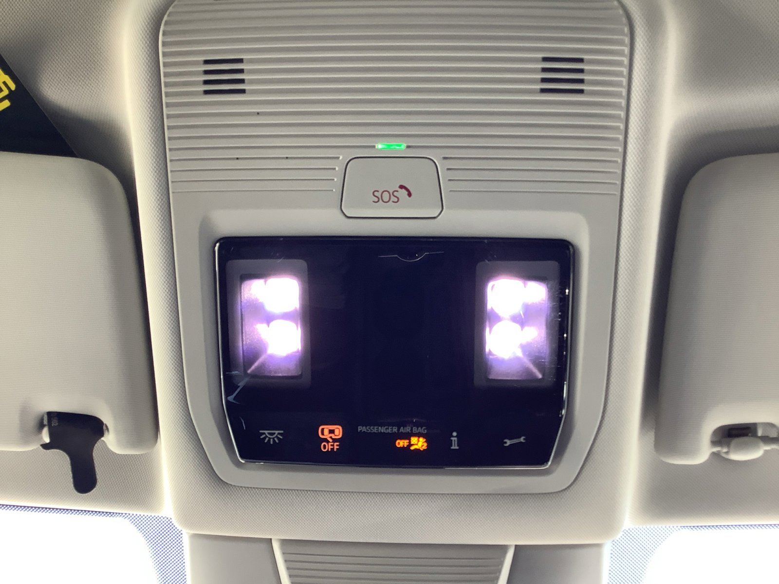 New 2025 Platinum Gray Metallic Volkswagen SE image 19