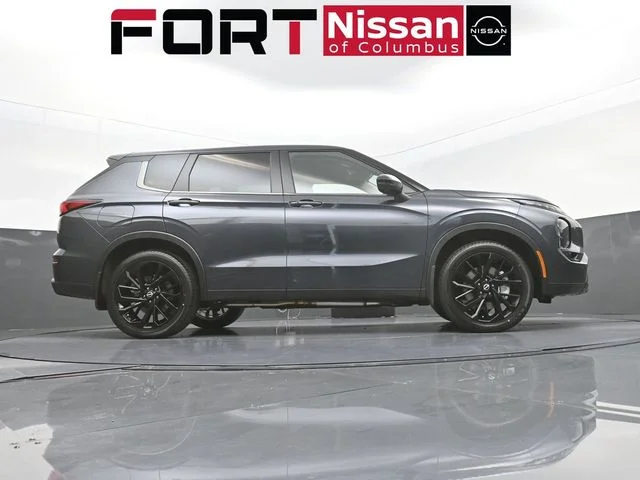 New 2026 Gray Nissan SL image 41