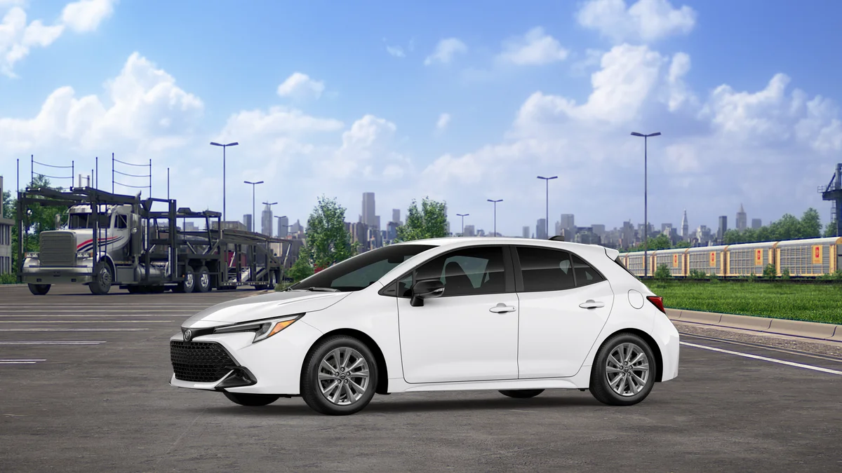 New 2026 Ice Cap Toyota SE image 15
