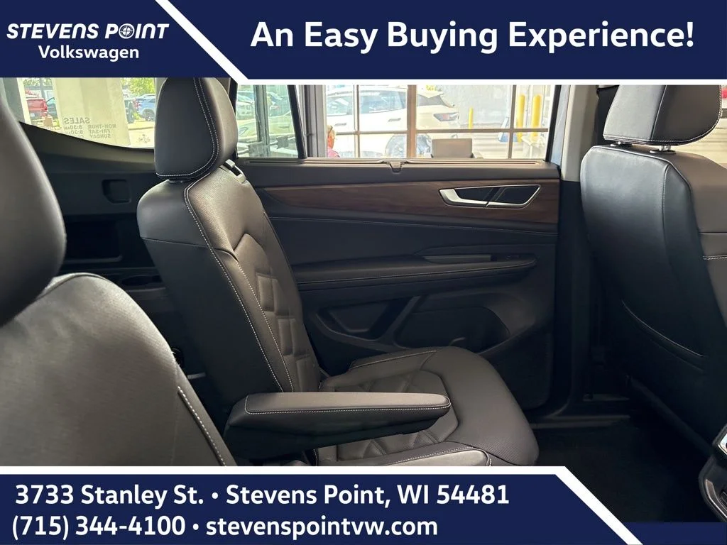 New 2026 Silver Mist Metallic Volkswagen 2.0T SE w/Technology image 22