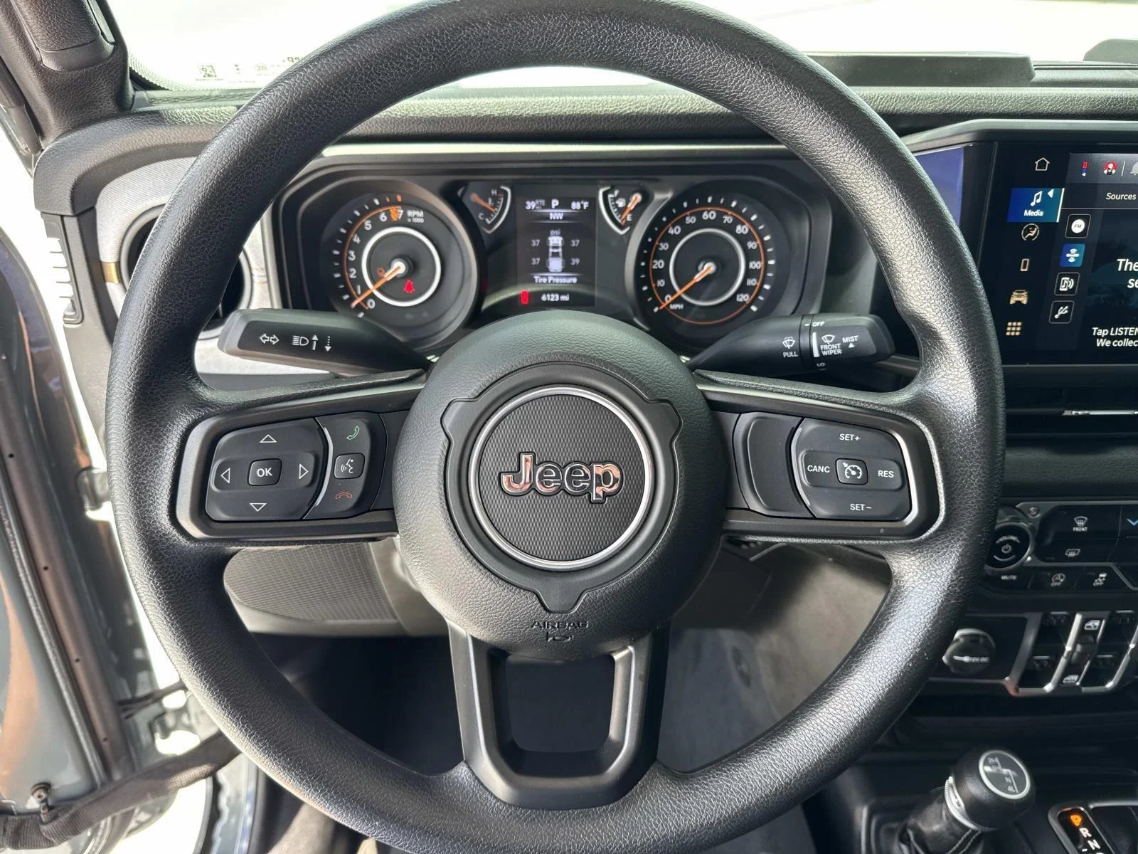 Used 2025 Anvil Clearcoat Jeep Nighthawk image 20