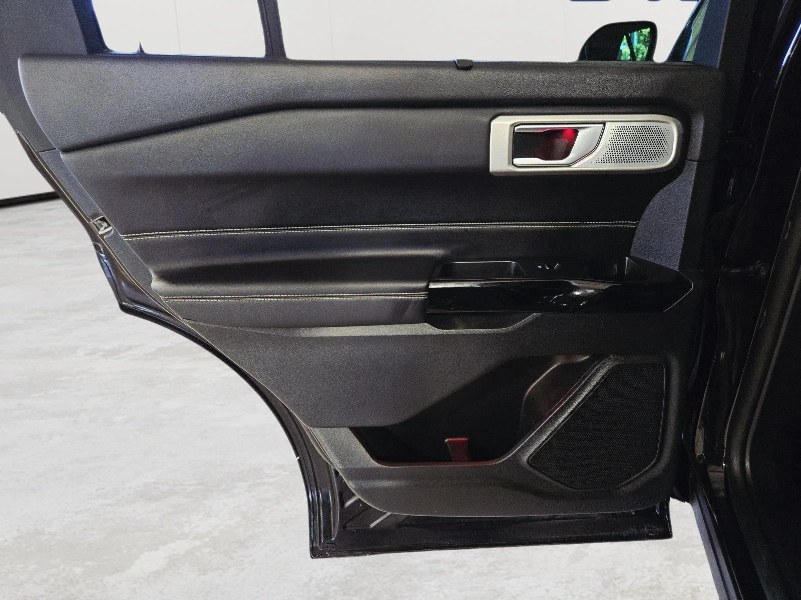 Used 2023 Agate Black Ford ST image 48