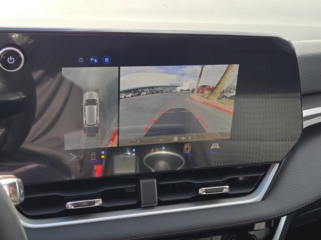 2027 Chevrolet Equinox LT - Photo 12
