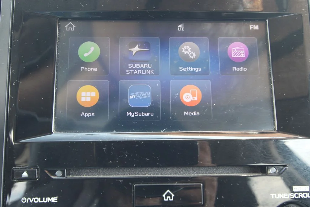 Used 2021  Subaru Premium image 28