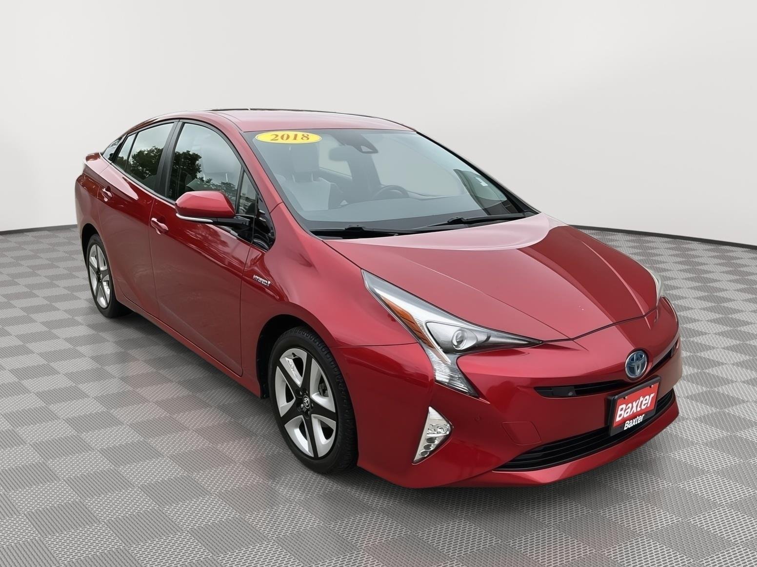 2018 Toyota Prius Four's photo