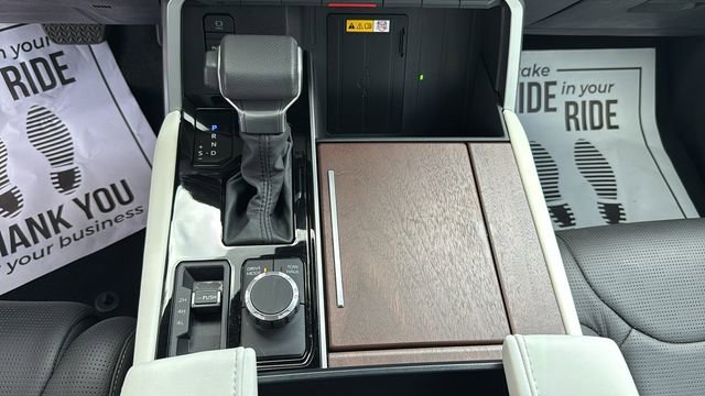2024 Toyota Tundra Capstone - Photo 26
