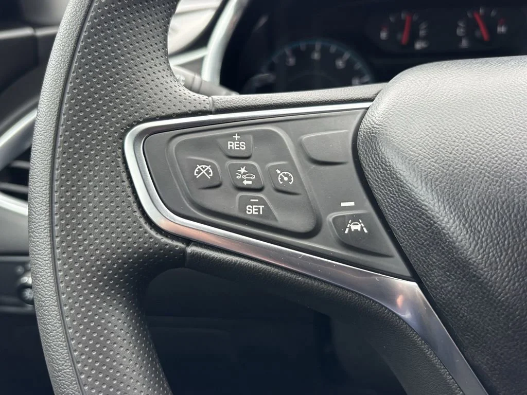Used 2021 SHADOW GRAY METALLIC Chevrolet LT image 24
