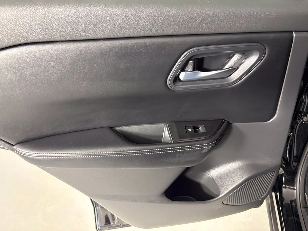 Used 2025 Black Nissan SV image 34