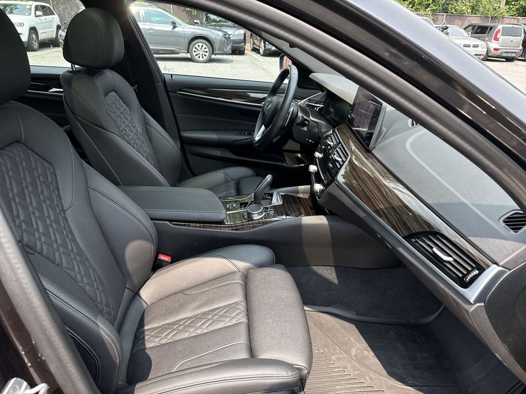 Certified Used 2023 Gray BMW 530i xDrive image 15
