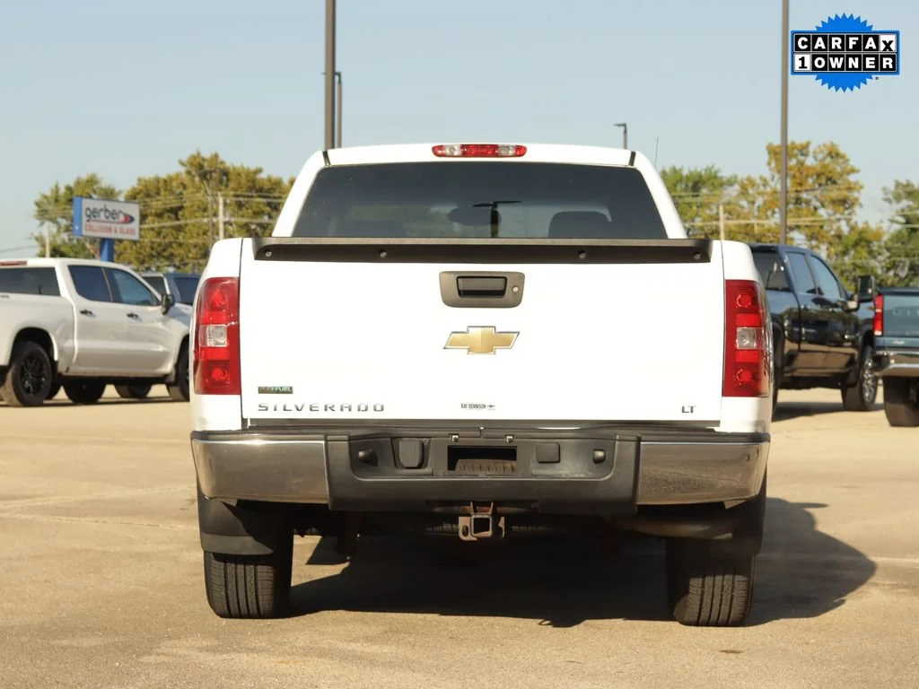 Used 2010 SUMMIT WHITE Chevrolet LT image 6